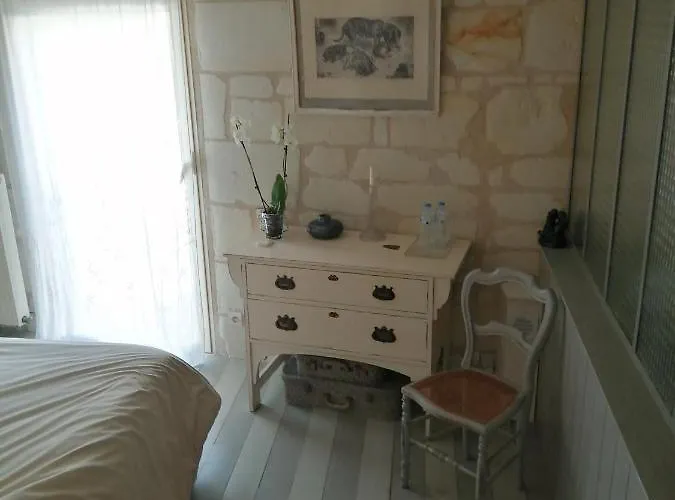 לינה וארוחת בוקר La Motelle N 5 3*